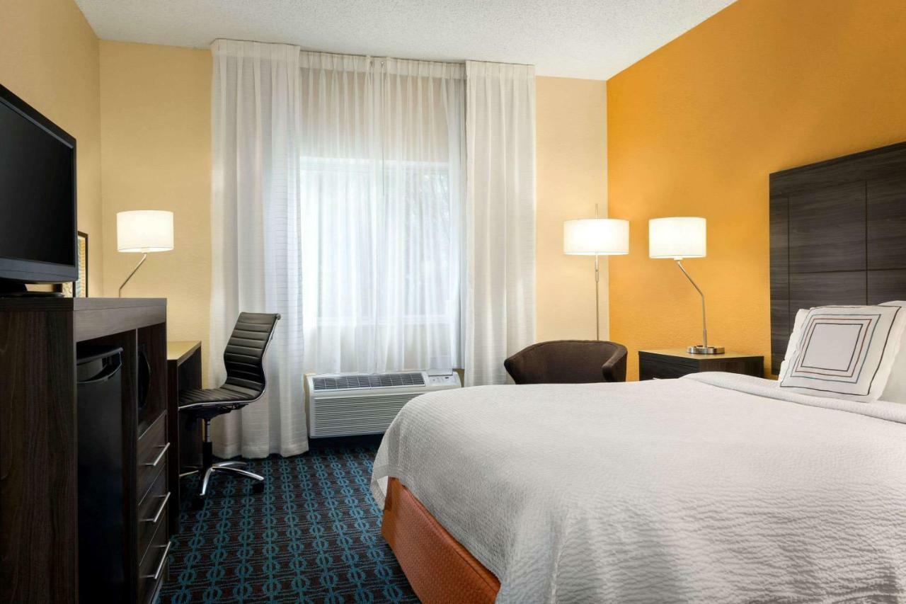 Baymont By Wyndham Hotel